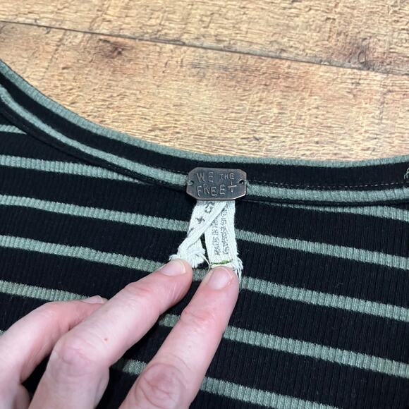 We the Free Women's Boho Festival Round About Striped Long Sleeve Tee Sz L - Picture 7 of 7